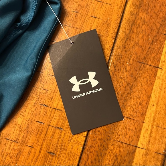 *NWT* Under Armour Mesh Tank Top in Turquoise and Yellow, Size Medium - Picture 10 of 11